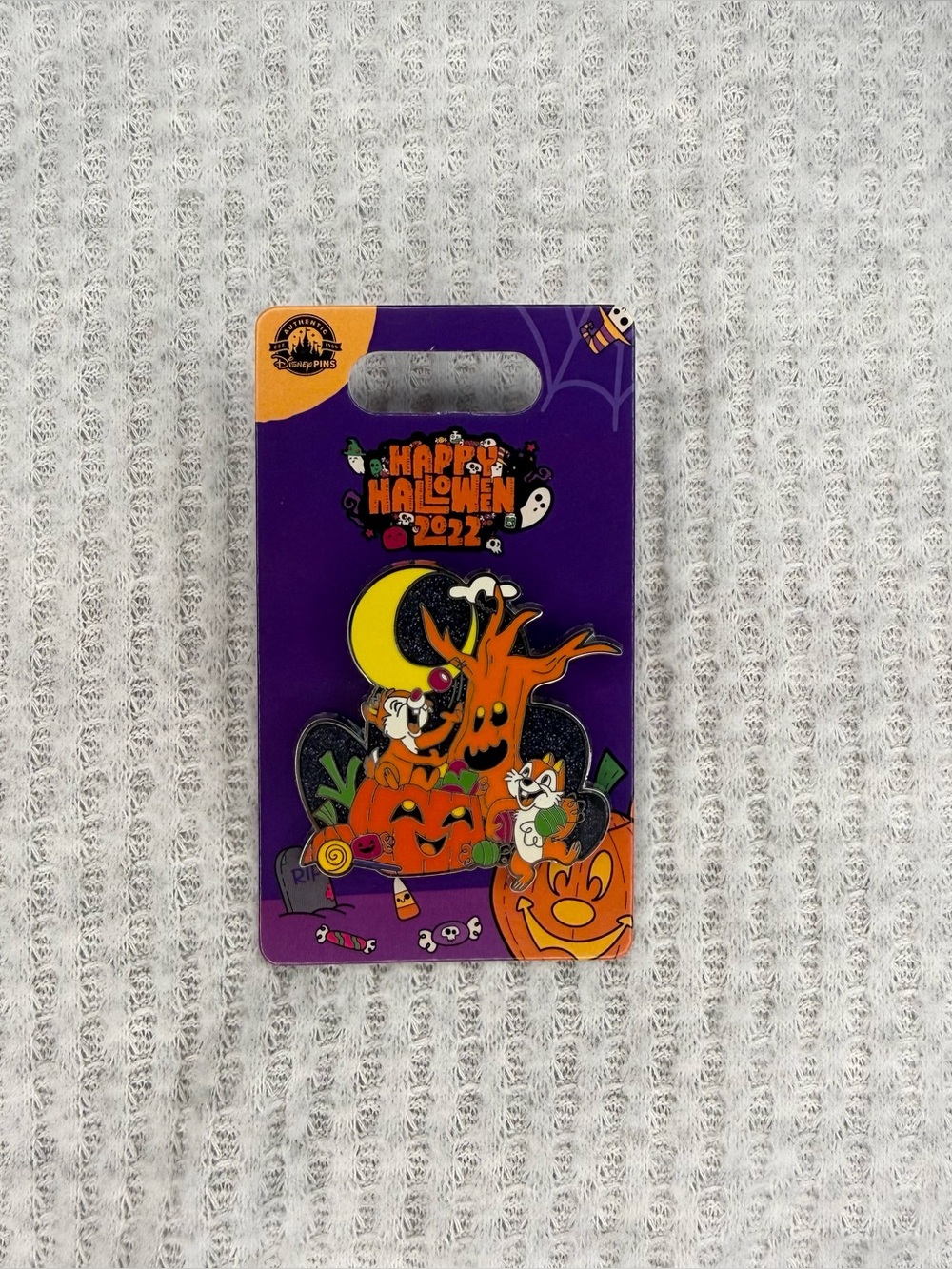 Disney Halloween Chip and Dale pin
